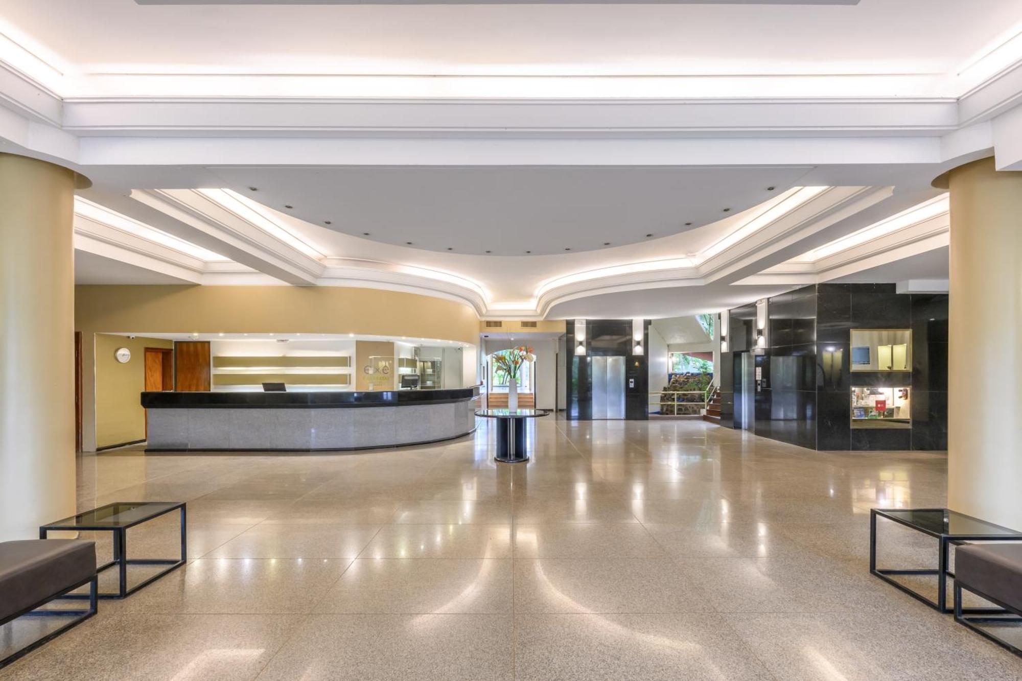 Exe Hotel Cataratas Puerto Iguazú Eksteriør billede Lobby