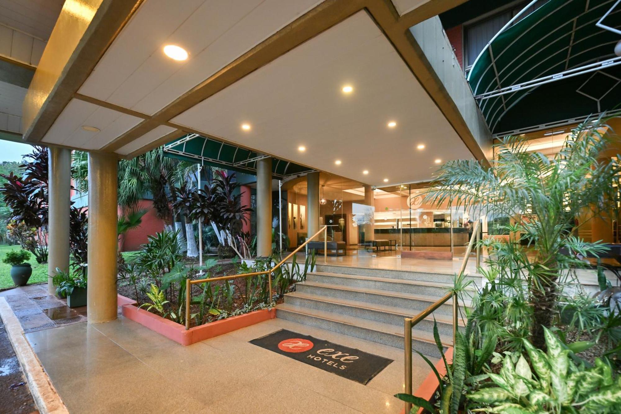Exe Hotel Cataratas Puerto Iguazú Eksteriør billede Lobby